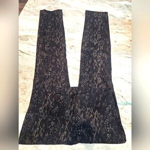 Attyre New York Women’s Size 8 Snake Print Stretch Pants Black Ankle Slim Fit
